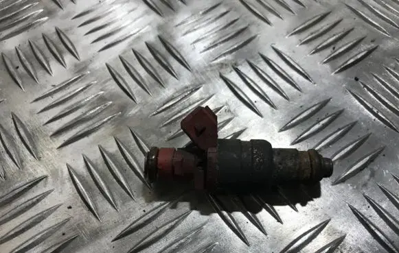 Mercedes-Benz E W210 Fuel injector 0000788523
