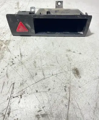 Volkswagen Transporter - Caravelle T5 Hazard light switch 7H0857925