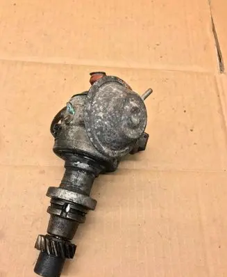 Volkswagen Golf II Spark distributor 026905206F 0237020117