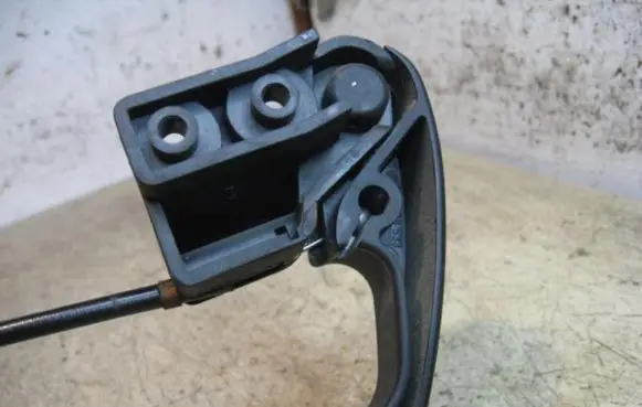 Skoda Octavia Mk1 (1U) Engine bonnet/hood lock release cable 