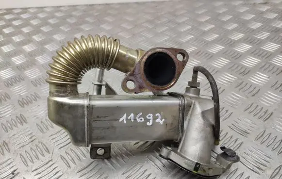 Renault Scenic III - Grand scenic III EGR valve cooler 147350264R
