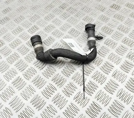 Land Rover Range Rover Evoque L551 Engine coolant pipe/hose M8D28286AB