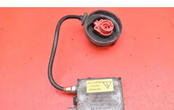 Volvo S40, V40 Voltage converter/converter module 30859759
