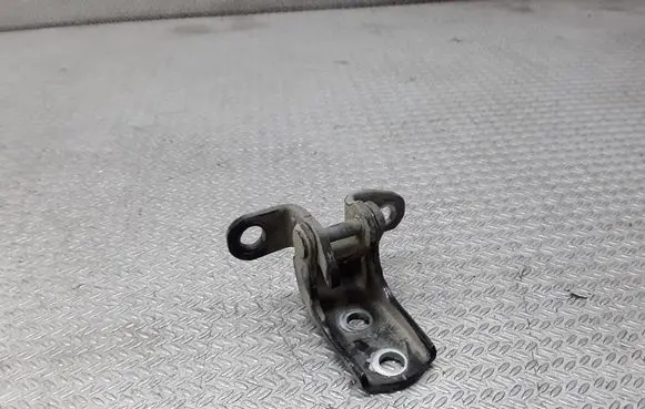 Honda Civic Rear door lower hinge