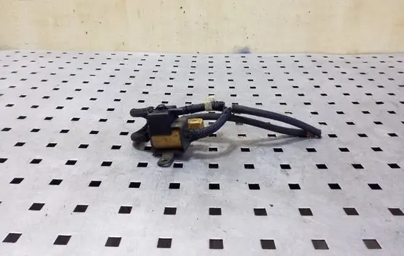 Audi A6 S6 C4 4A Turbo solenoid valve 054906267