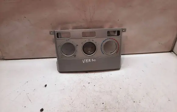Toyota Corolla Verso E121 Climate control/heater control trim 55420OF010