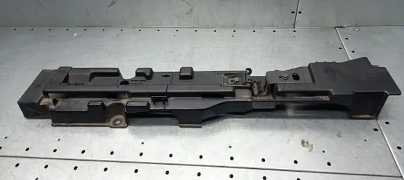 Volvo V70 Fender mounting bracket