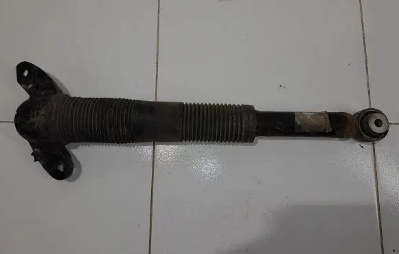 Land Rover Discovery Sport Rear shock absorber/damper NOCODE