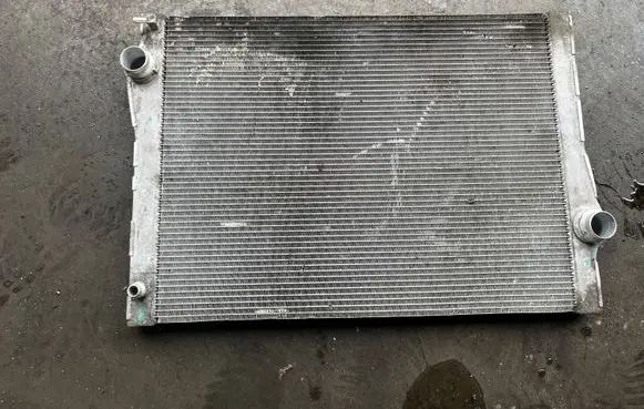 BMW X5 F15 Coolant radiator 8654431