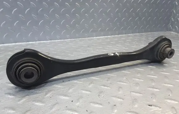 Rear control arm
