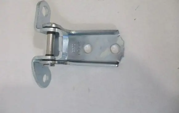 Peugeot 107 Rear door lower hinge 9035S7