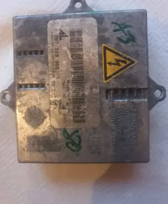 Audi A3 S3 8L Xenon control unit/module 1307329066 Fm0338