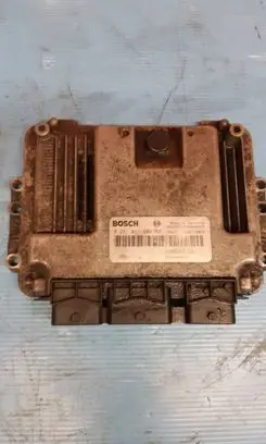 Nissan Primera Engine control unit/module 8200263396 1039S02072 0281011389