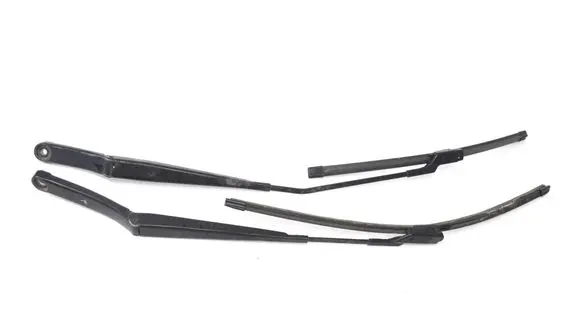 Volkswagen Golf V Windshield/front glass wiper blade 1Q2955410 1Q2955409