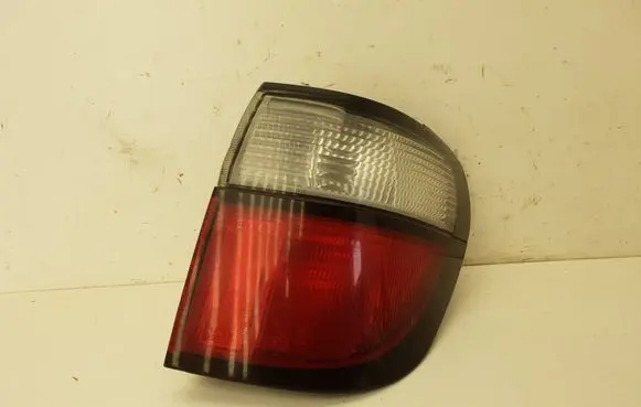 Mazda 626 Rear/tail lights R2265