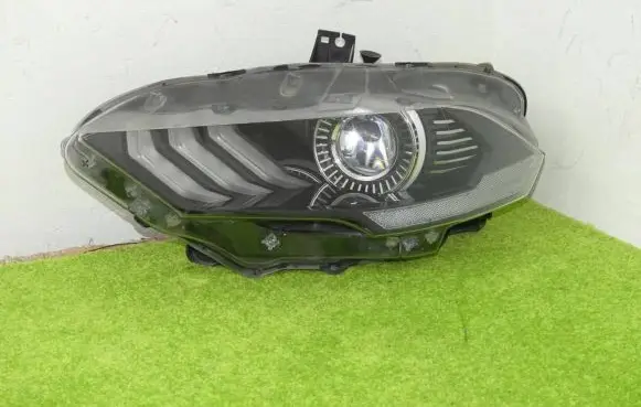 Ford Mustang VI Headlight/headlamp JR3B-1300-B