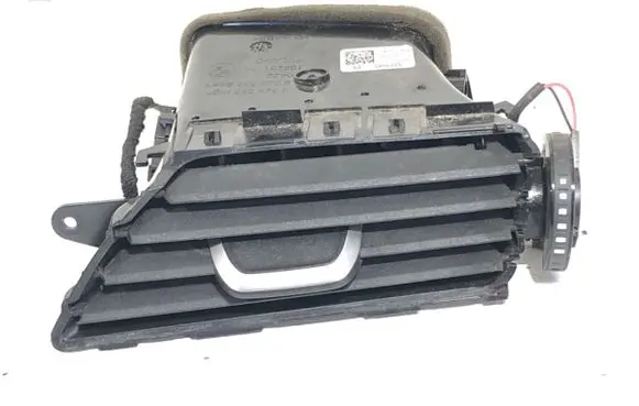 BMW 5 G30 G31 Dashboard side air vent grill/cover trim 9329585