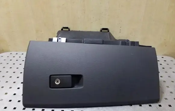 Volvo XC70 Glove box set 39831335