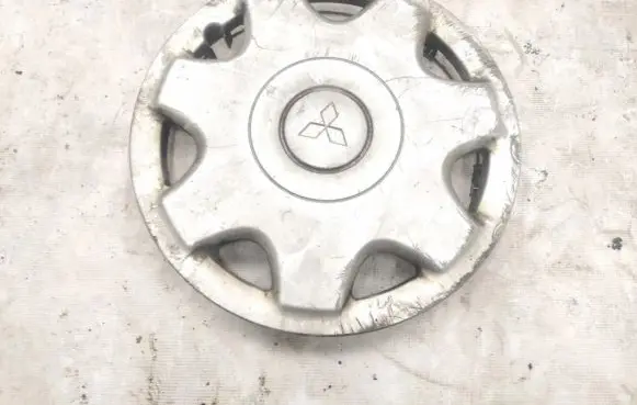 Mitsubishi Space Star R14 wheel hub/cap/trim 7210765004