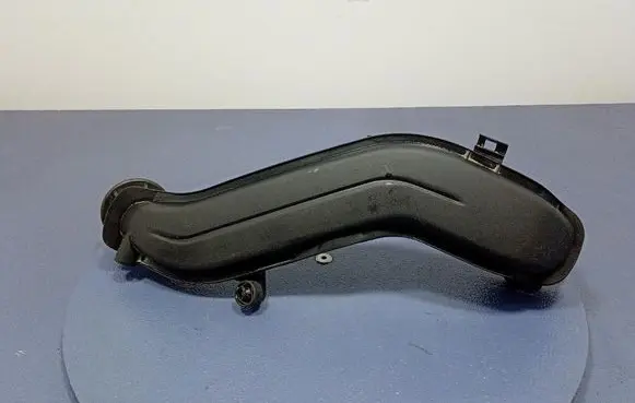 Volkswagen Golf Sportsvan Air intake hose/pipe 05E145674E