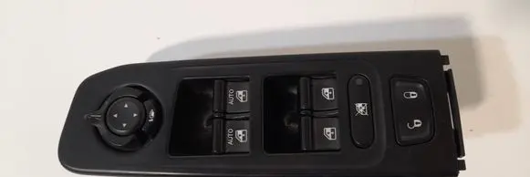 Jeep Renegade Electric window control switch 07356458440