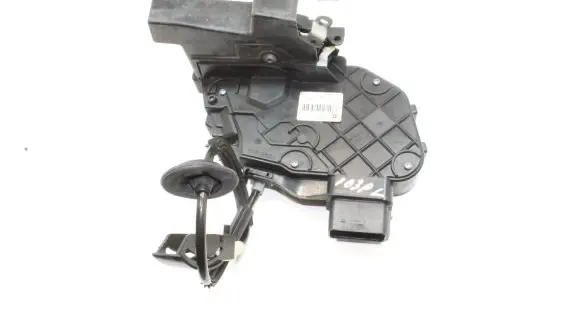 Land Rover Discovery 3 - LR3 Coupe door lock (next to the handle) FQJ000430