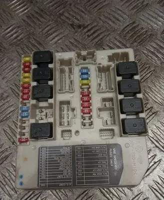 Nissan Note (E11) Fuse box set R1207 6G07 284B7AX62A