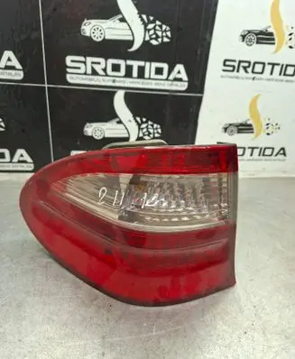 Mercedes-Benz E W211 Rear/tail lights a2118201564