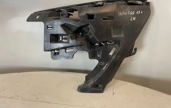 Volvo V60 Front bumper support beam 31323425