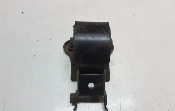 Nissan X-Trail T30 Gearbox mount