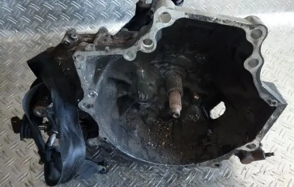KIA Carens I Manual 5 speed gearbox k9a2 k9a27011011
