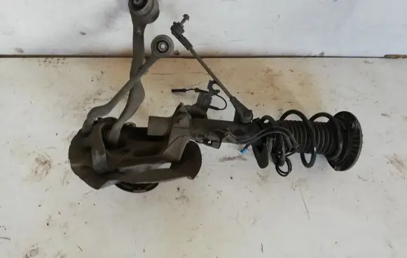 BMW 4 F32 F33 Front wheel hub spindle knuckle 6864753 6858311 6876840