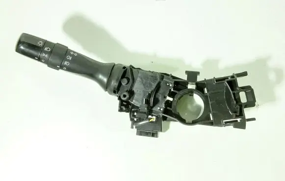 Toyota Yaris Indicator stalk 173832 17F611 17F61102311