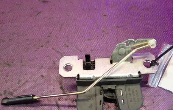 Seat Ibiza III (6L) Tailgate/trunk/boot lock/catch/latch 6L6827505A