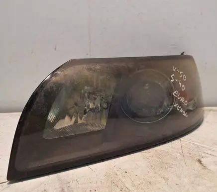 Volvo V50 Headlight/headlamp 30698877 0301198271