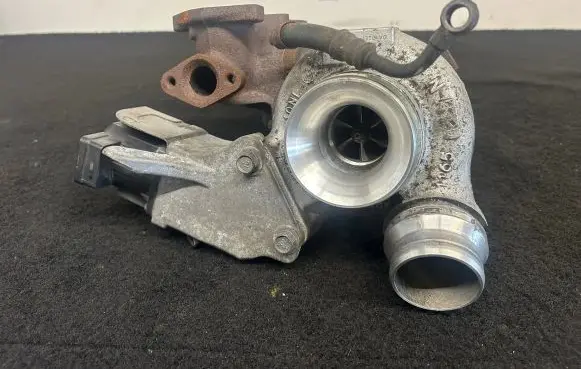 BMW 5 E60 E61 Turbo 724779