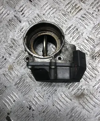 Volkswagen Touran I Throttle valve 03G128063G A2C53249824