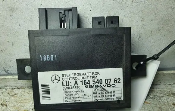 Mercedes-Benz CLS C219 Tire pressure control unit A1645400762