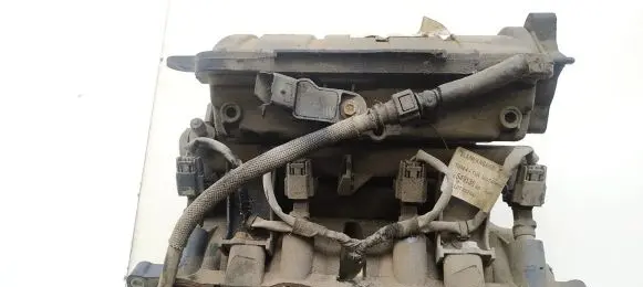 Citroen Xsara Picasso Intake manifold 9635885080