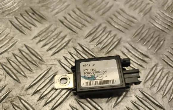 Citroen C5 Aerial antenna amplifier 9662925080 6561RN 800088447