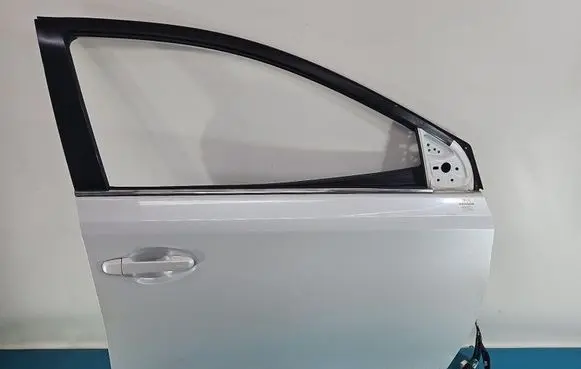 Toyota Auris E180 Front door IMPRK1568367