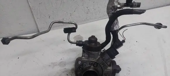 Fuel injection high pressure pump