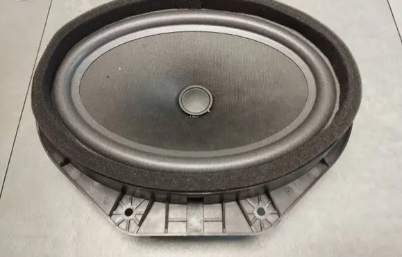 Volkswagen Amarok II Front door speaker N1WT18808AB