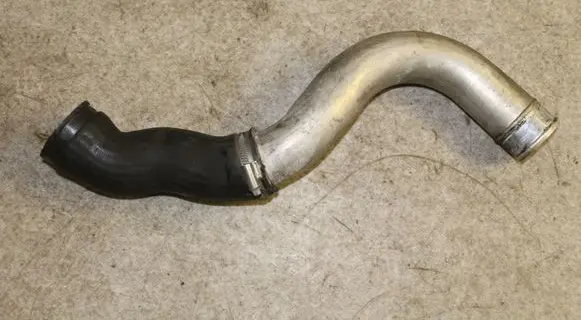 BMW 5 E39 Intercooler hose/pipe
