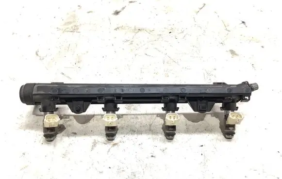 Volkswagen Polo V 6R Fuel injectors set 036133320 036031AH