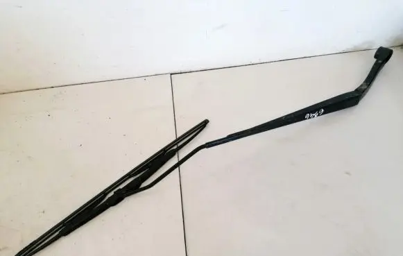 Opel Insignia A Front wiper blade arm 13227400