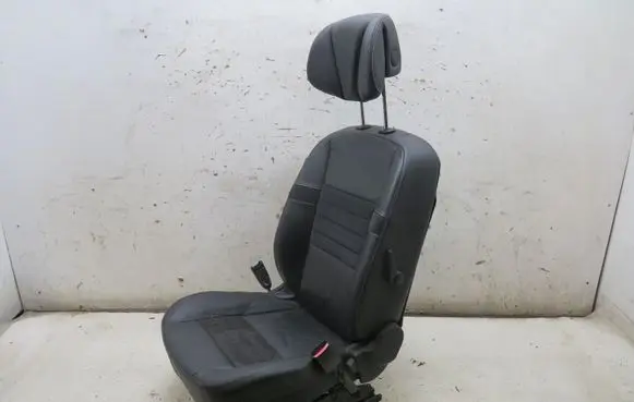 Renault Scenic III - Grand scenic III Front driver seat GMAUTO4574097