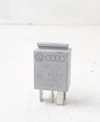 Volkswagen Golf V Other relay 1K0951253