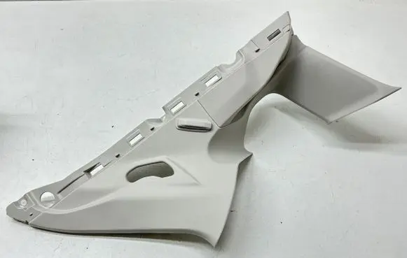(D)pillar trim (top)