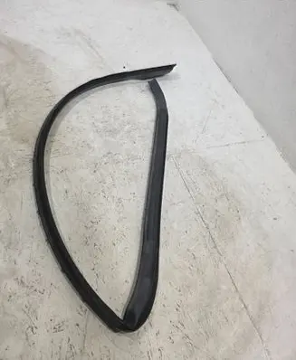 Bentley Continental Rubber seal front coupe door 3SD837156A